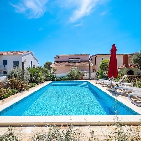 Villa Goga Vir Luaran gambar