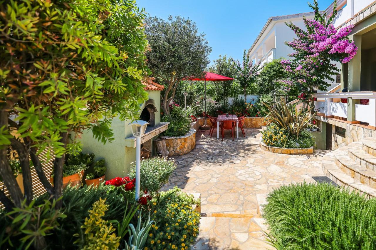 Villa Goga Vir Luaran gambar