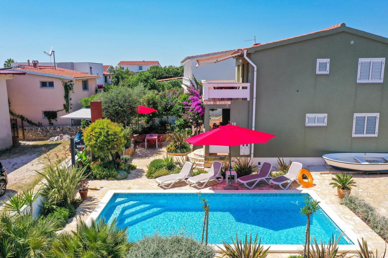 Villa Goga Vir Luaran gambar